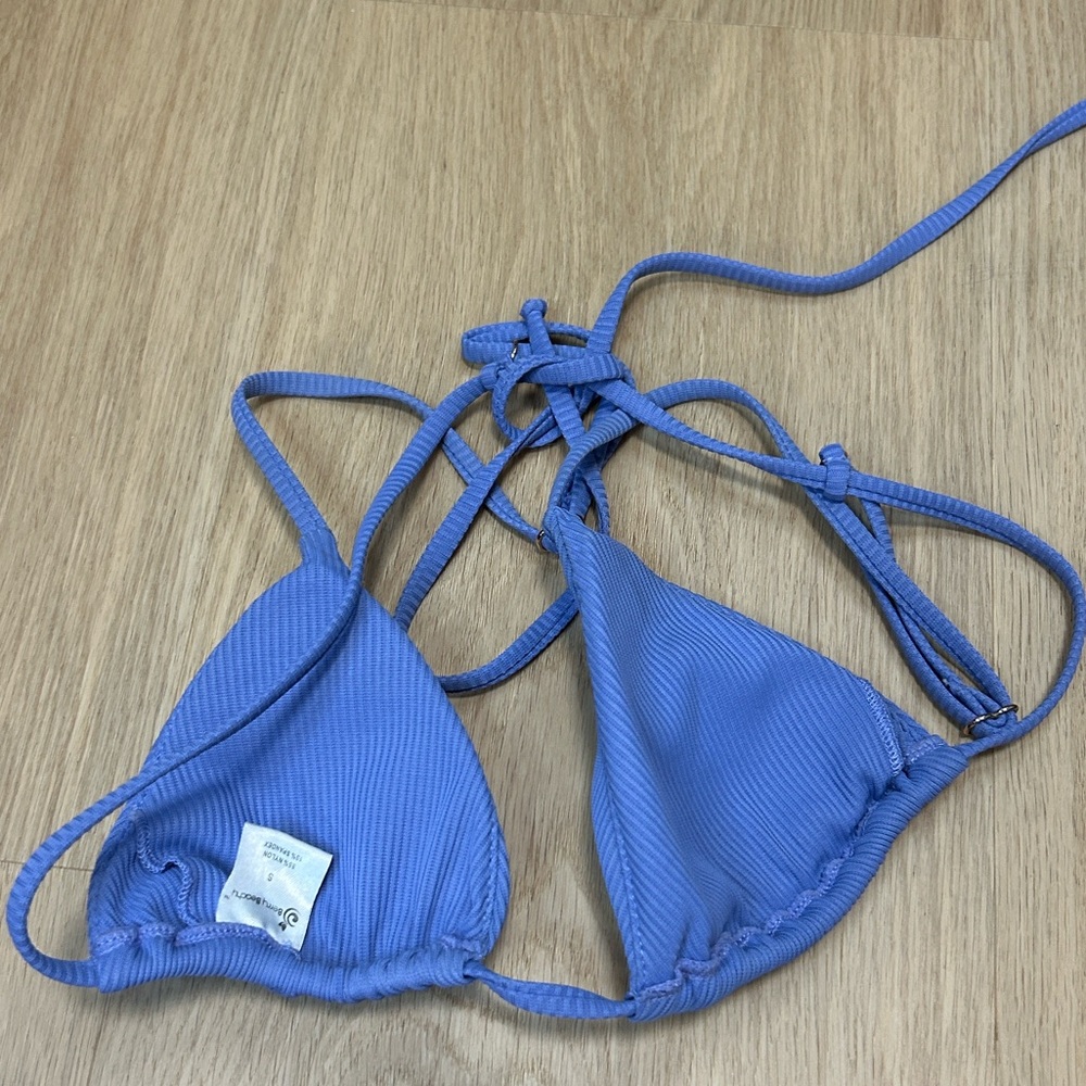 Berry Beachy Bikini Top S - Picture 2 of 3